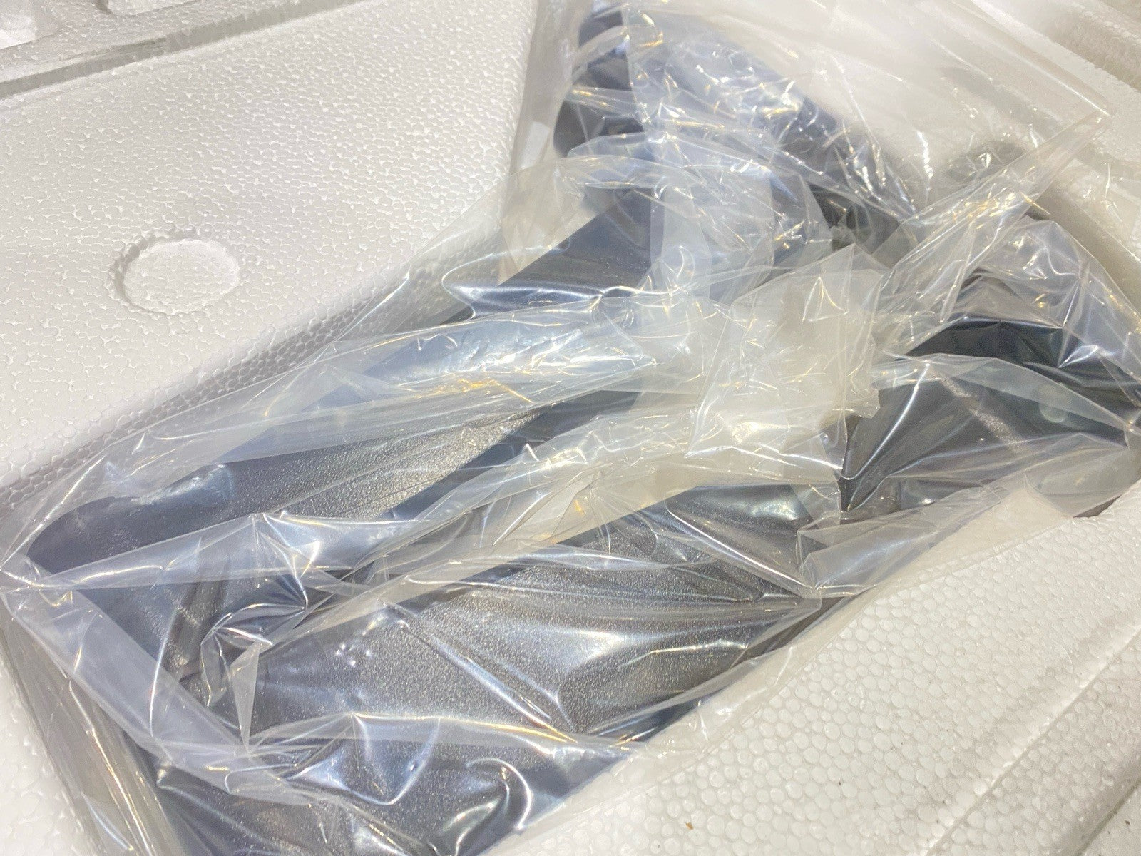 45-230-200 | Ergotron 200 Series Combo Arm Keyboard & Monitor Mount Black - Open box - Maverick Industrial Sales