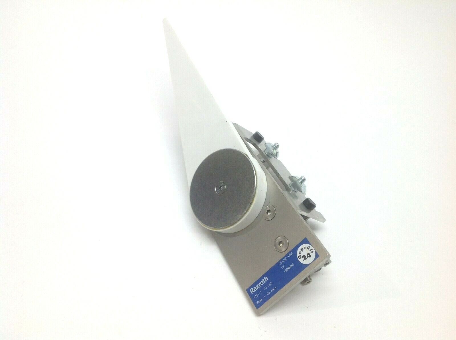 Rexroth 3842551090 Conveyor Diverter Assembly 90+ 45 Degree Right w/ 0822010613 - Maverick Industrial Sales