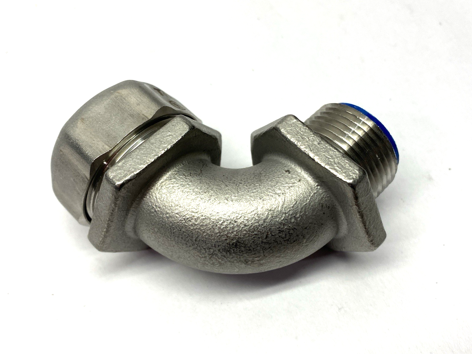 5353SST6HT | Thomas & Betts Liquidtight Fitting Right Angle 3/4" - New – Open box - Maverick Industrial Sales