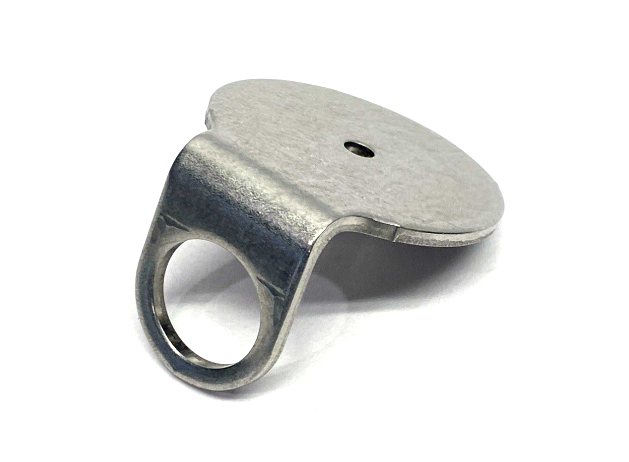 E20910 | ifm Mounting Set For Reflectors SYSTEM COMPONENT REFL BOLT - New – Open box - Maverick Industrial Sales