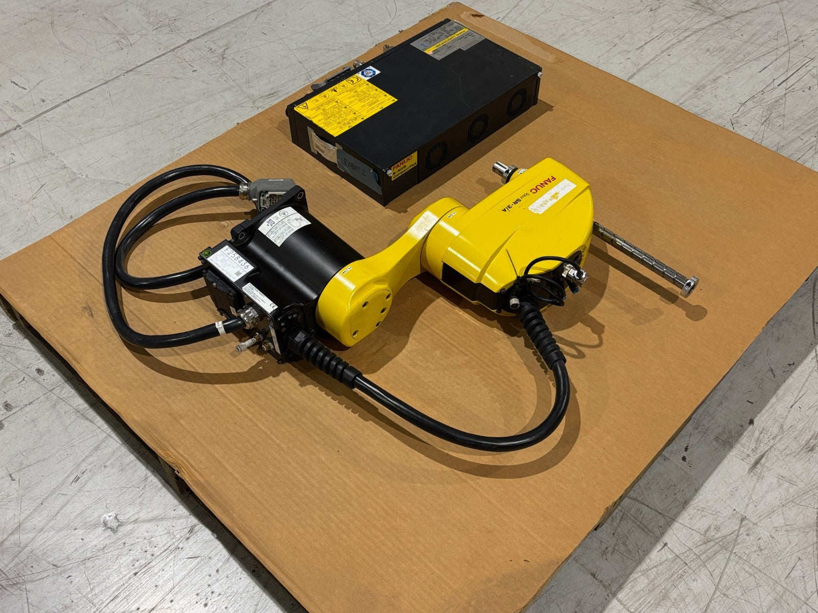Fanuc SR-3iA Pick & Place Robot System w/ R-30iB Compact Plus Controller (2020) - Maverick Industrial Sales
