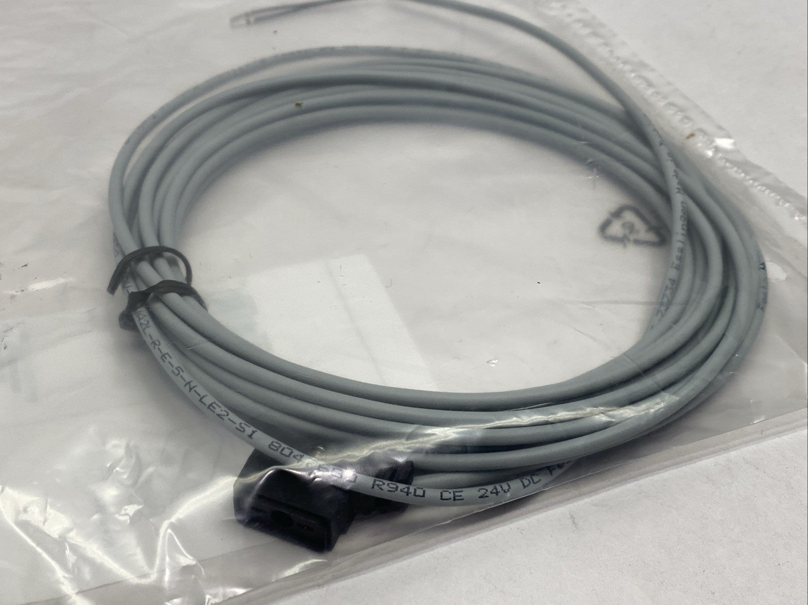 Festo NEBV-Z4WA2L-R-E-5-N-LE2-S1 Connecting Cable 5m 8047680 - Maverick Industrial Sales