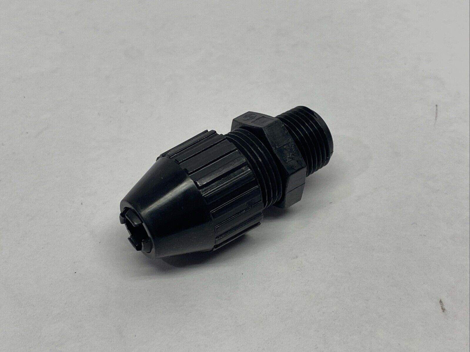 2672 | T&B Thomas & Betts 1/2" Liquid Tight Strain Relief .250-.400" Cord LOT OF 2 - New Other - Maverick Industrial Sales