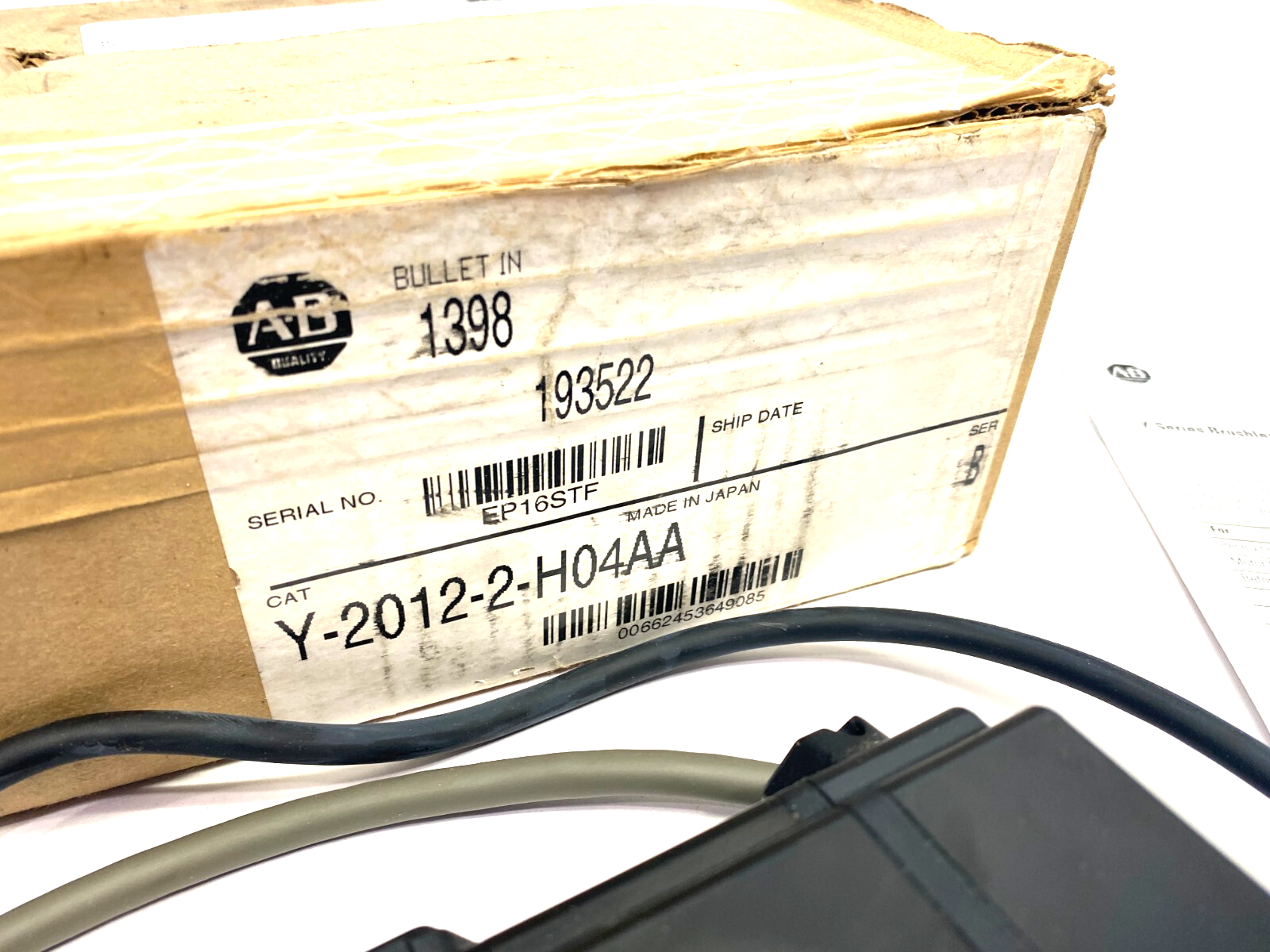 Allen Bradley Y-2012-2-H04AA Ser. B Brushless Servo Motor Y-Series - Maverick Industrial Sales