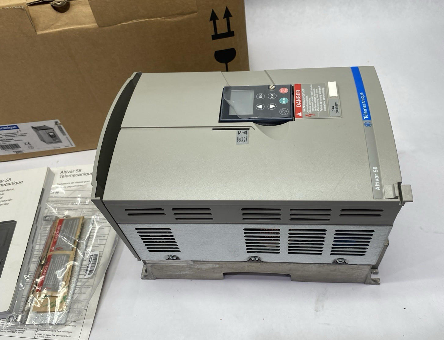 Telemecanique ATV58HU54N4 Altivar 58 Adjustable Speed Drive 3kW, Class A Filter - Maverick Industrial Sales