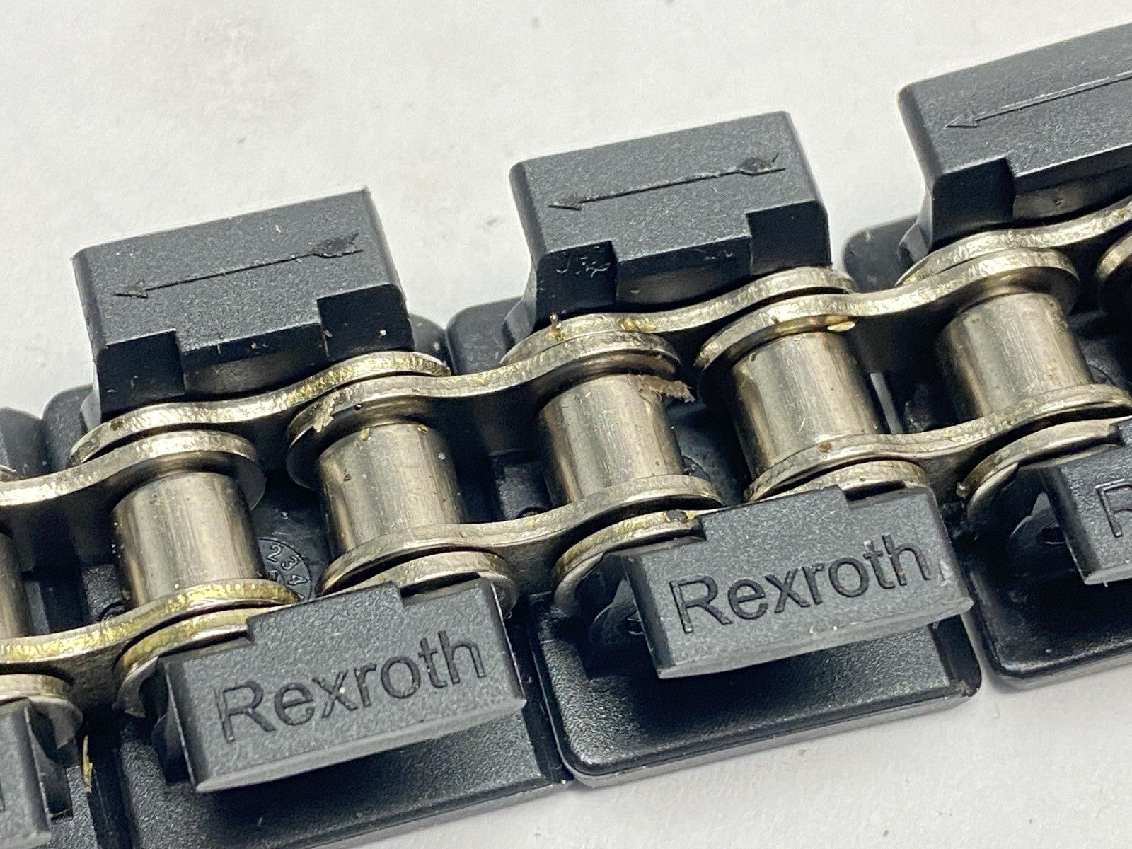 3 842 551 227 | Bosch Rexroth 3842551227 Flat Top Chain 1/2 *5/16ESD L=12M 15ft Spool - New – Open box - Maverick Industrial Sales