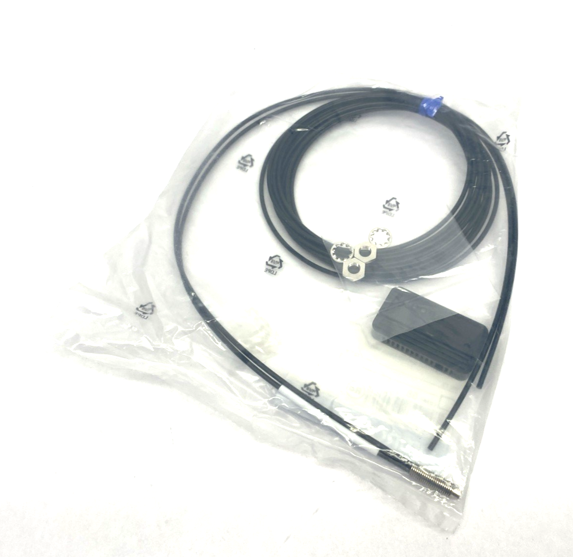 E32-D11L 2M | Omron Fiber Optic Diffuse-Reflective Sensor Unit 2m Cable - New - Maverick Industrial Sales