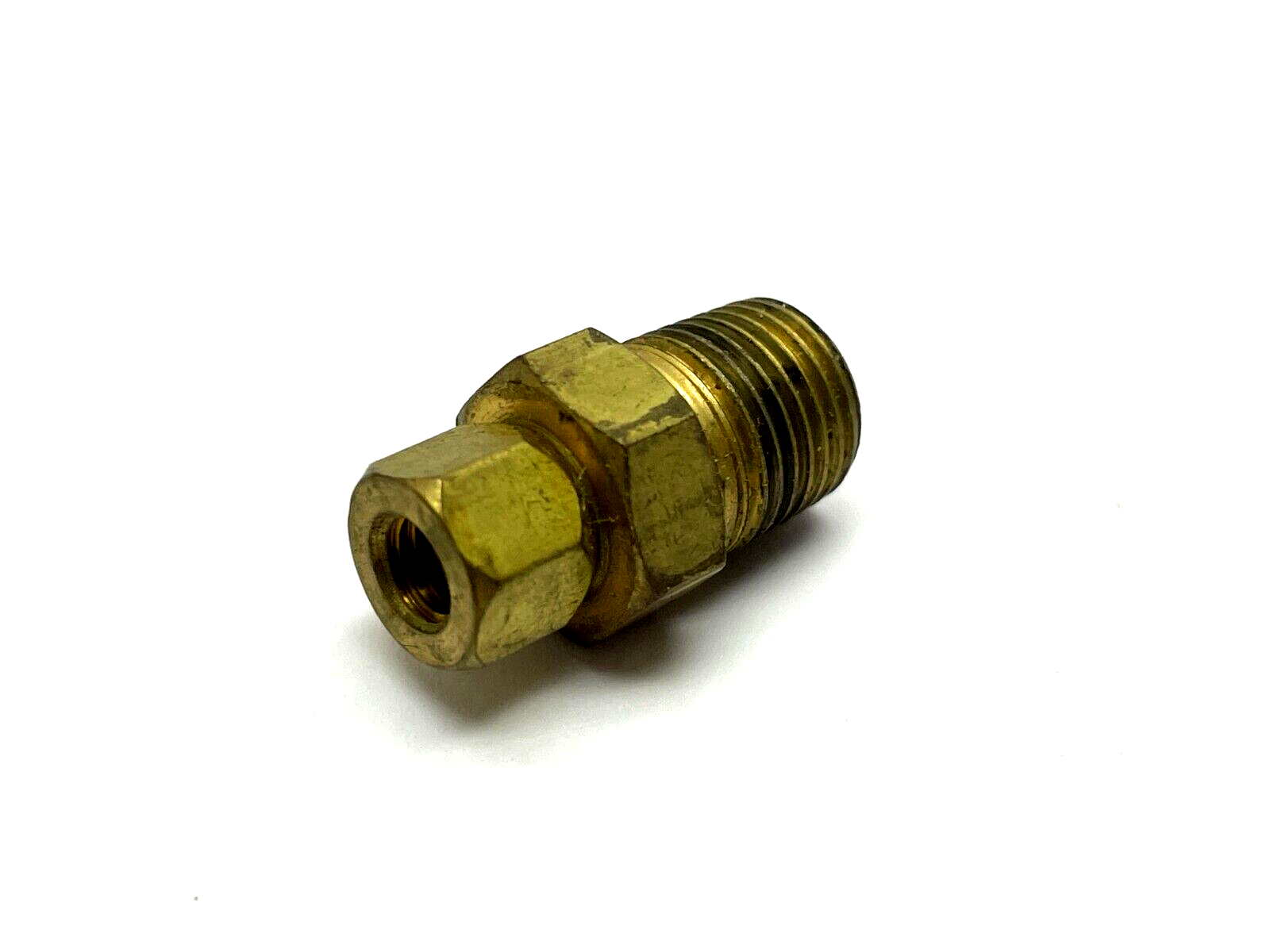 Clippard 15060 Swivel Bushing LOT OF 9 - Maverick Industrial Sales