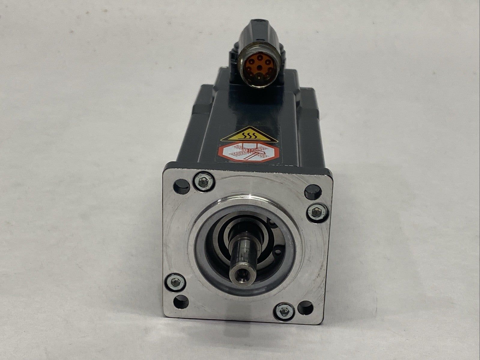 Beckhoff AM8121-0FG1-0000 Servo Motor 3000RPM 48VDC 0.16kW - Maverick Industrial Sales