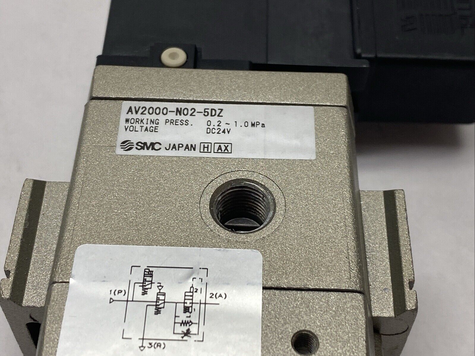 SMC AV2000-N02-5DZ Soft Start Up Valve Body Port 24VDC 0.2~1.0MPa - Maverick Industrial Sales