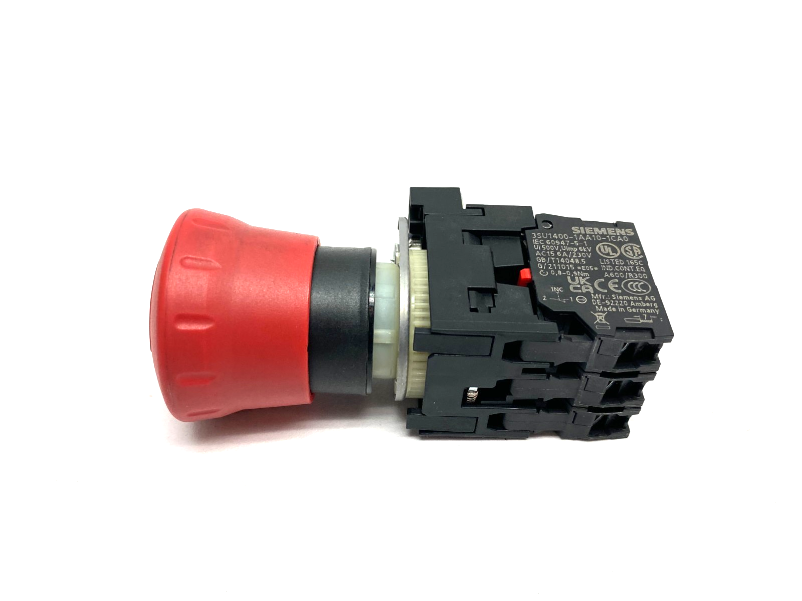 3SU1000-1HB20-0AA0 | Siemens Emergency Stop Pushbutton, Plastic Latch, 3-Contacts - Used - Maverick Industrial Sales