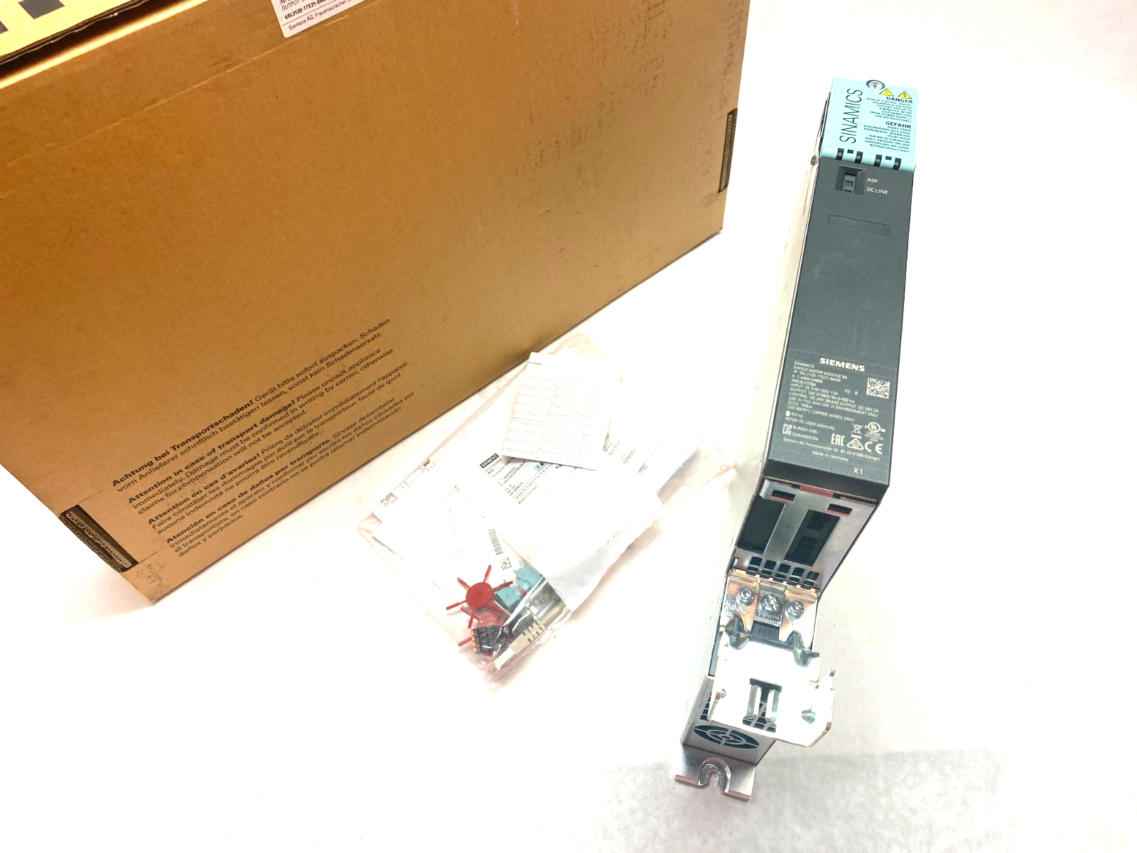 Siemens 6SL3120-1TE21-0AD0 SINAMICS S120 Single Motor Frequency Converter - Maverick Industrial Sales