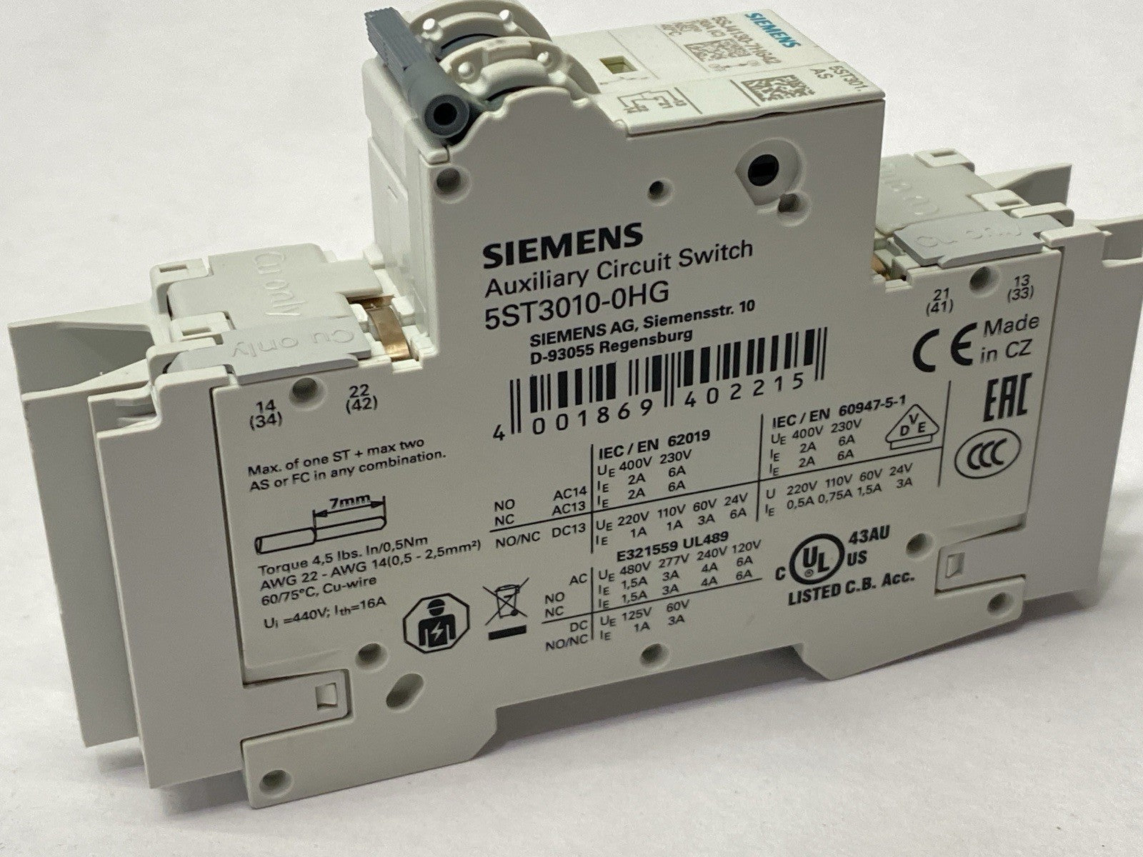 Siemens 5SJ4130-7HG42 Circuit Breaker 30A 277V/400VAC w/ 5ST3010-0HG Switch - Maverick Industrial Sales