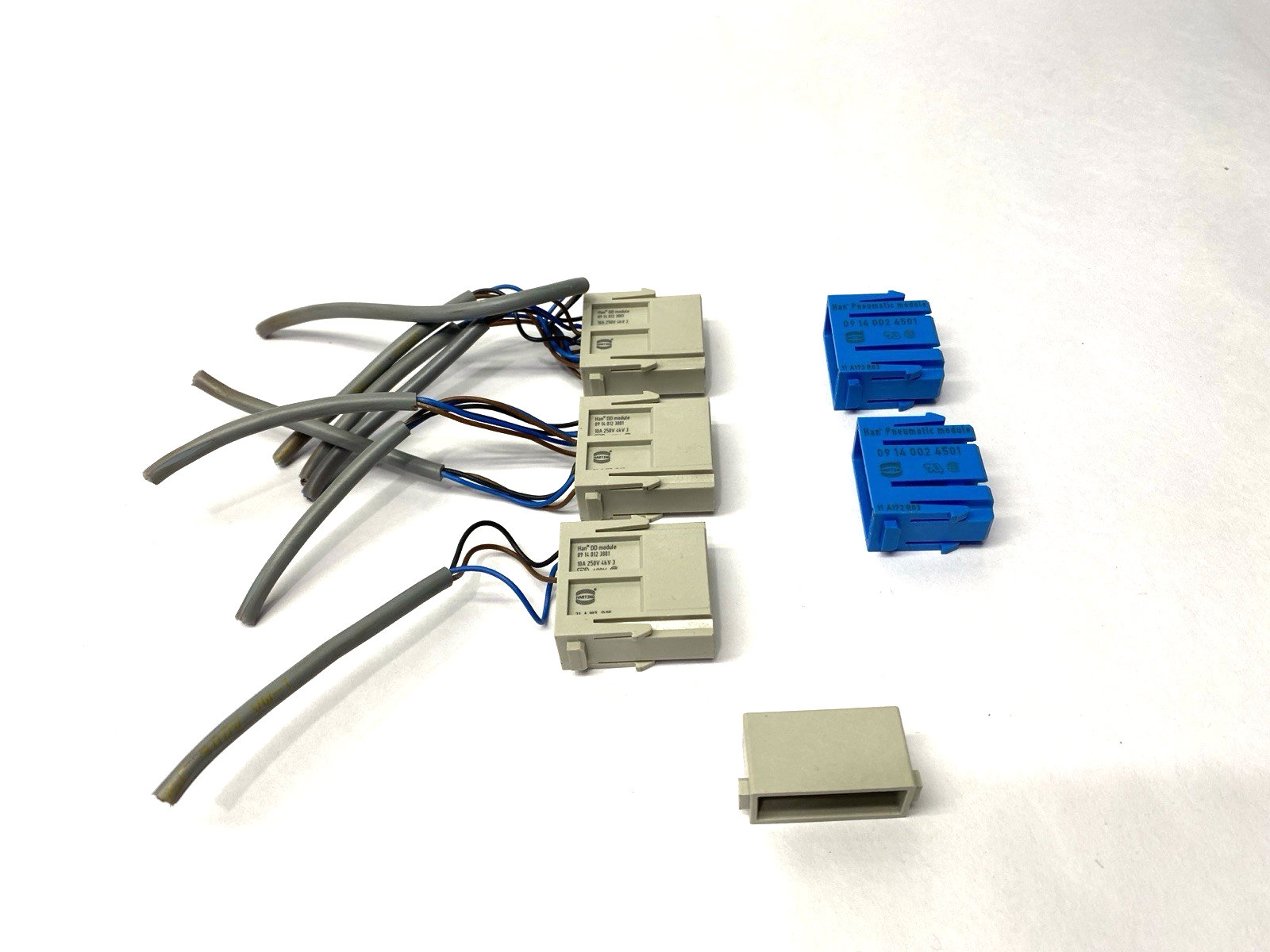 19300240448 | Harting Hood Connector Assembly w/ 3x 09140123001 & 2x 09140024501 - Used - Maverick Industrial Sales