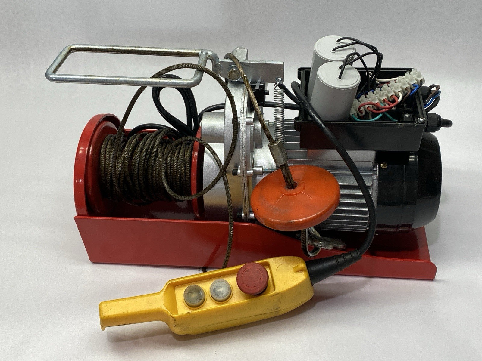 | Pittsburgh 2000 lb Remote Controlled Electric Hoist - For parts or not working - Maverick Industrial Sales
