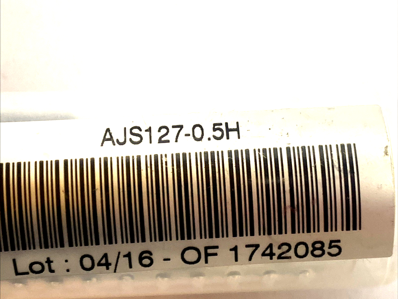 AJS127-0.5H | Newport 1/4-127 Hex Adjustment Screw 0.5" Travel 90N Load - New – Open box - Maverick Industrial Sales