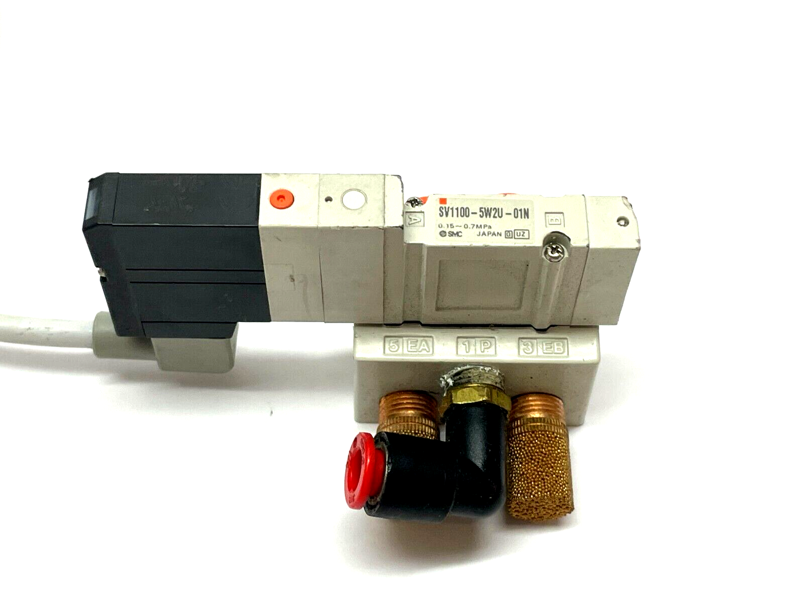 SV1100-5W2U-01N | SMC 5-Port 2-Pos. Single Solenoid Valve, 1/8" NPT - Used - Maverick Industrial Sales