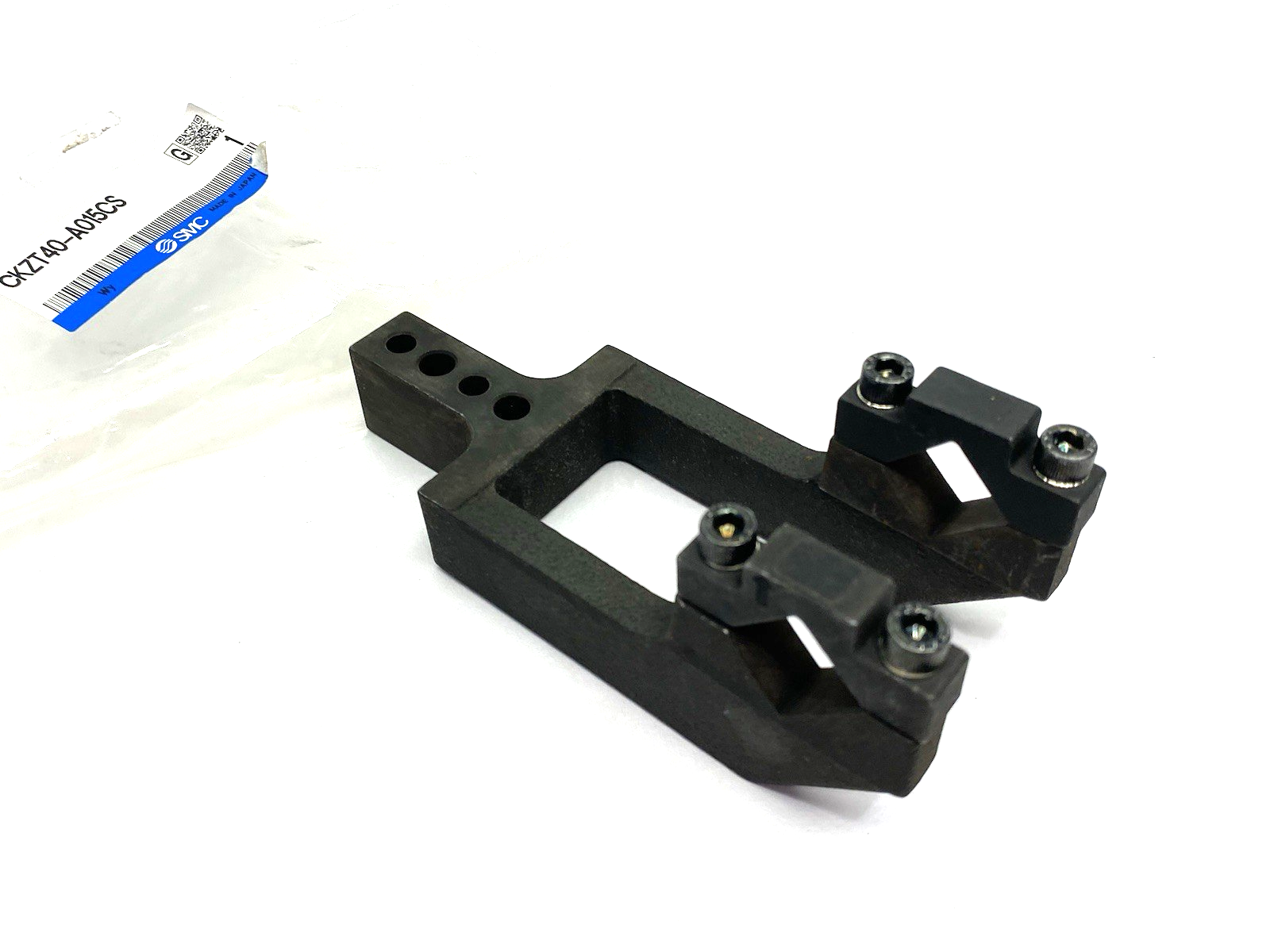CKZT40-A015CS | SMC Center Arm for Slim Line Clamp Cylinder - New Other - Maverick Industrial Sales