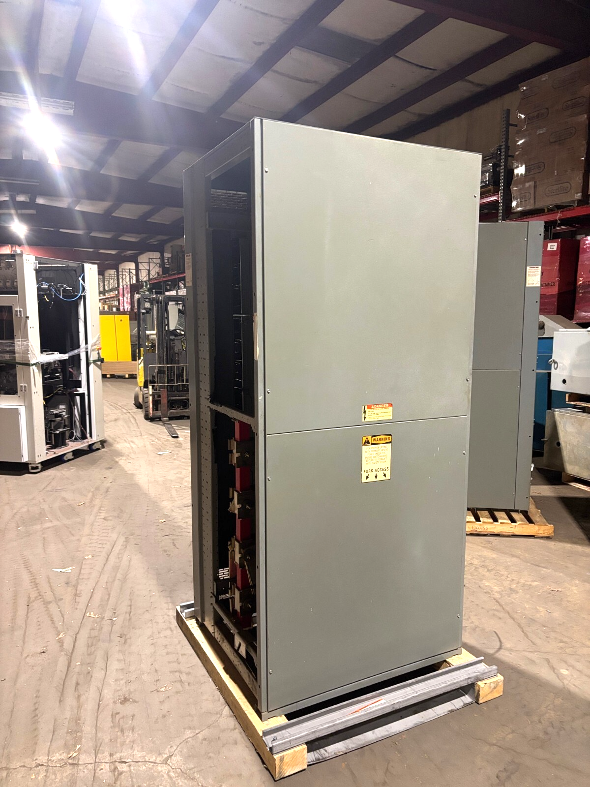 Square D QED 2 Power Style Switchboard, 3000A, (2) QMB367W, QMB365W, QMB366W - Maverick Industrial Sales