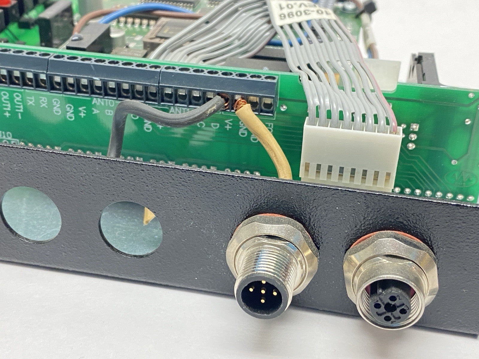 CM32 | Escort Memory Systems Profibus Module - For parts or not working - Maverick Industrial Sales