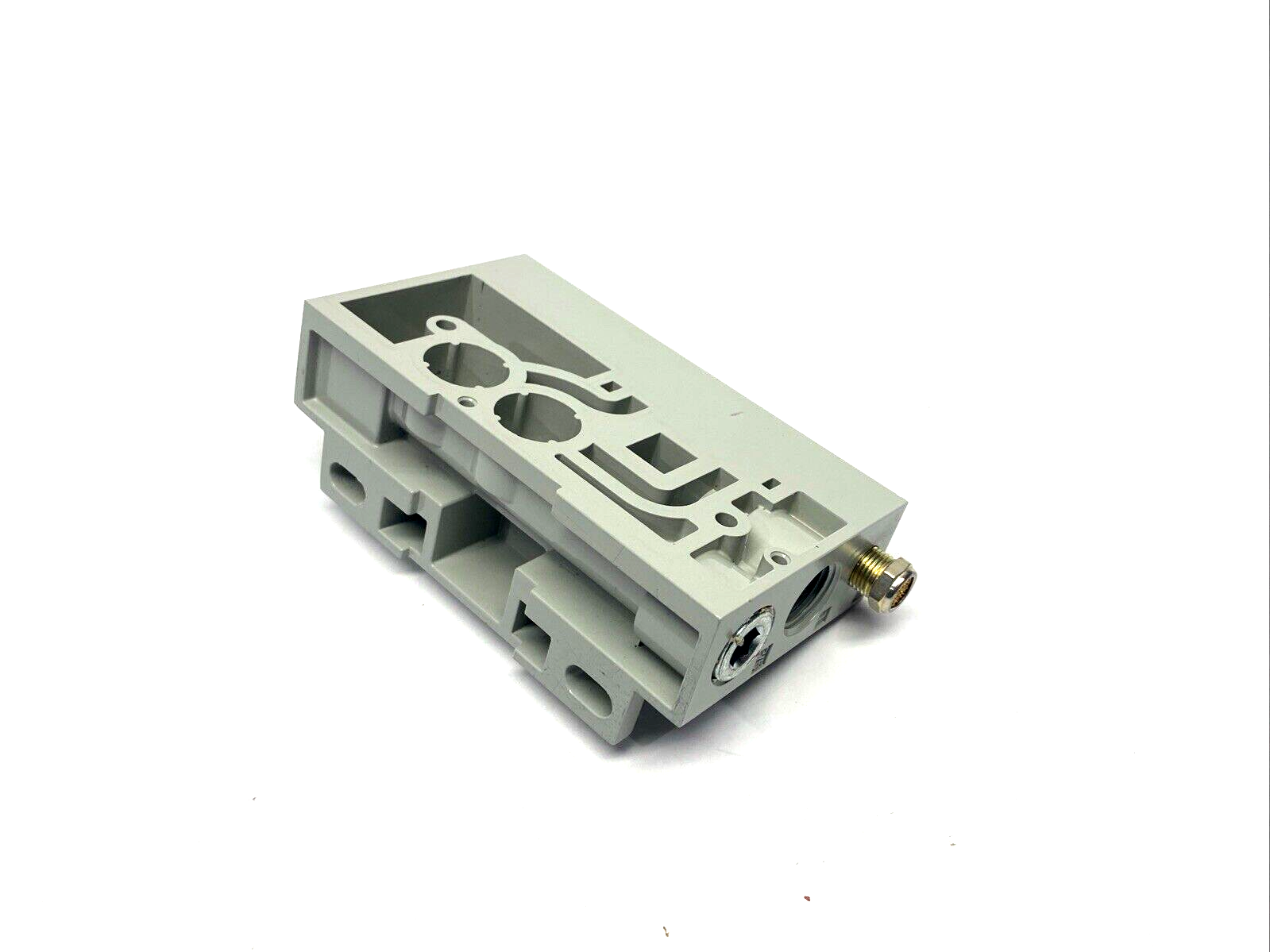 Numatics 239-2396 End Plate Kit 1/2" NPT, Right Side, MISSING COVER - Maverick Industrial Sales