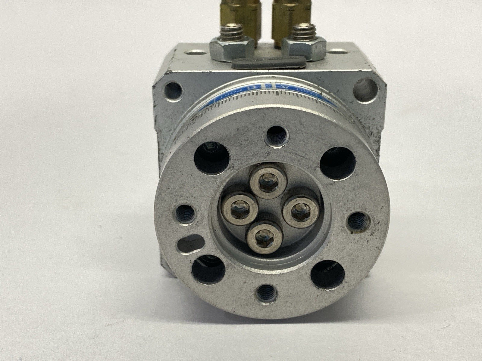 MSUB3-180S | SMC Pneumatic Rotary Actuator With Table 180 Degrees - Used - Maverick Industrial Sales