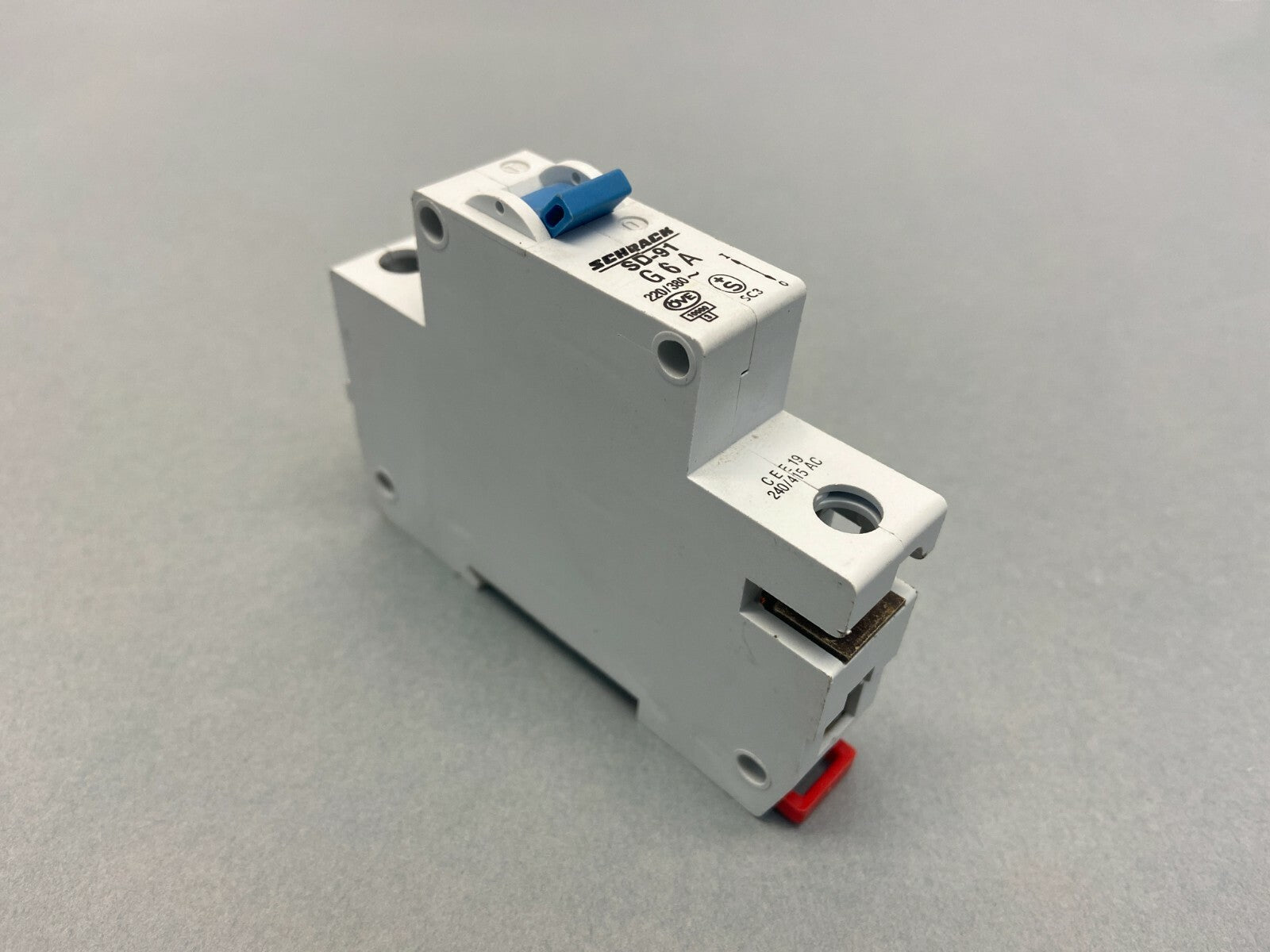 Schrack SD-91 G 6A Circuit Breaker 1P 220/380V - Maverick Industrial Sales