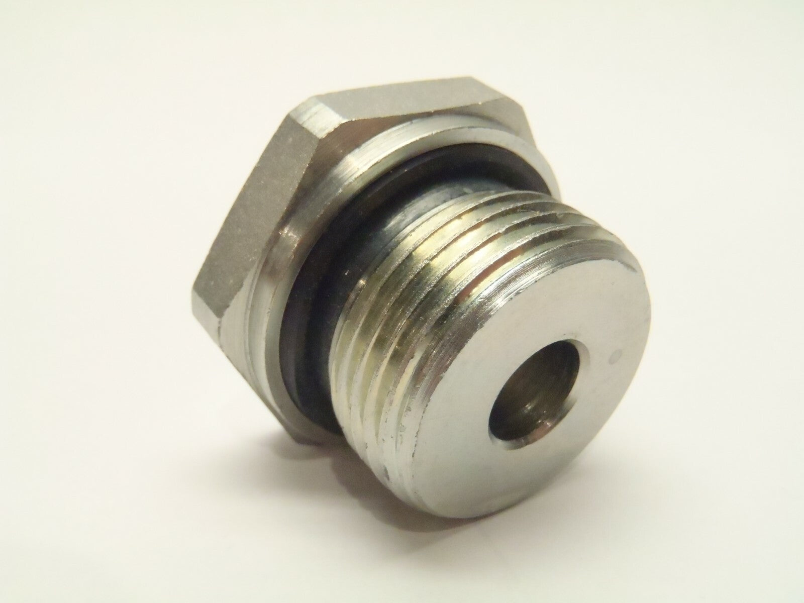 Parker RI1EDX1/4 Reducing Adapter 1" Inch x 1/4" Steel - Maverick Industrial Sales