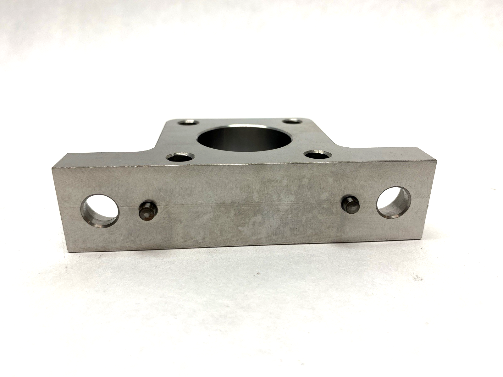 HESSE 110074 Cylinder Mount Left - Maverick Industrial Sales