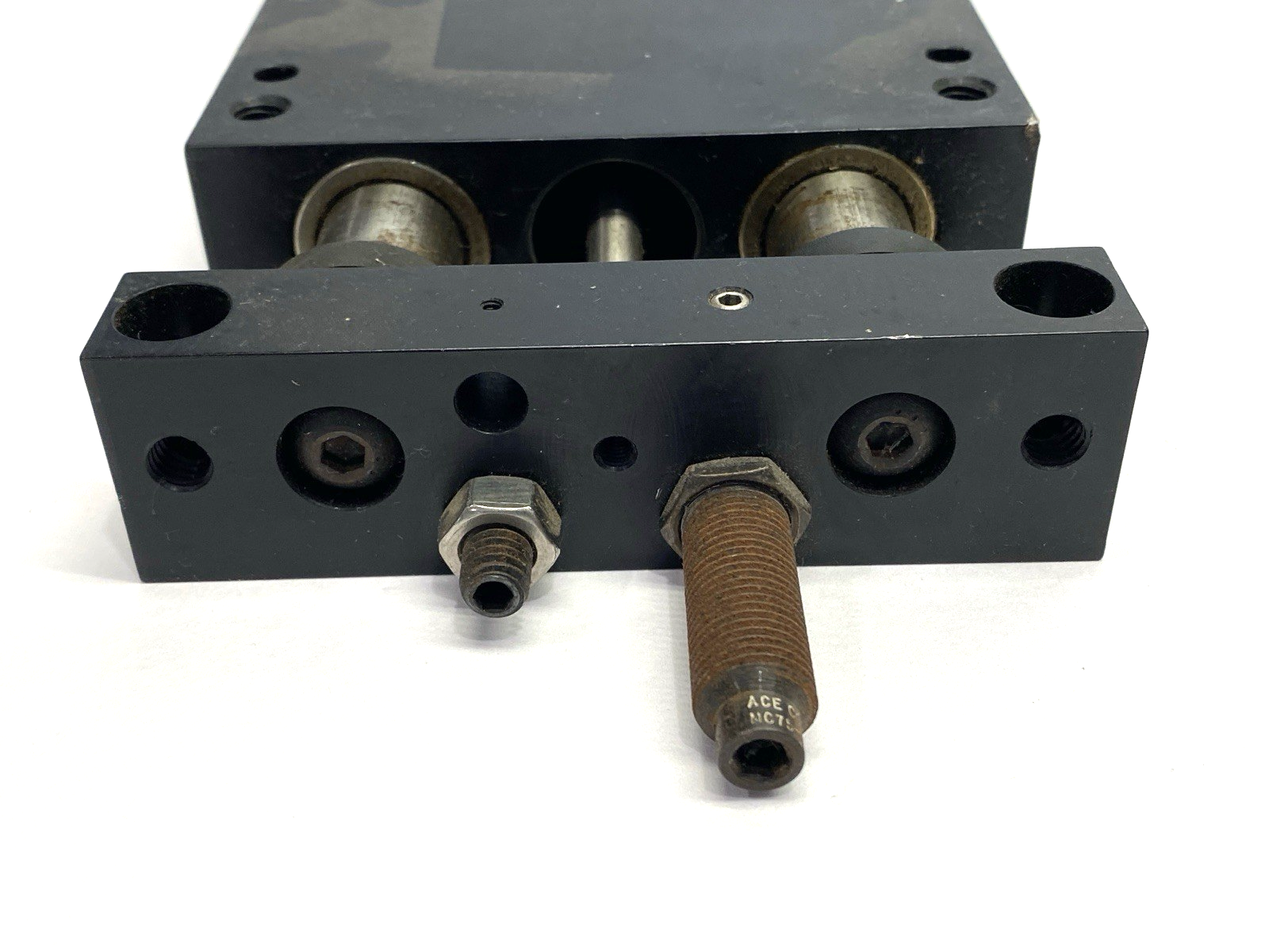 Robohand PS-5-2 Linear Motion Slide Actuator Double Acting 2" Stroke - Maverick Industrial Sales