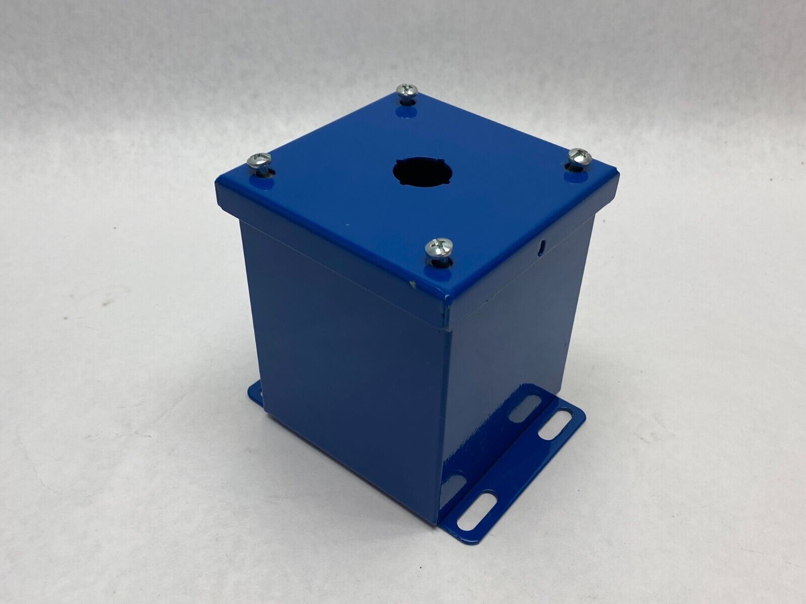 Saginaw Control & Engineering SCE-1PBXI Pushbutton Enclosure 4" x 4" Blue Steel - Maverick Industrial Sales