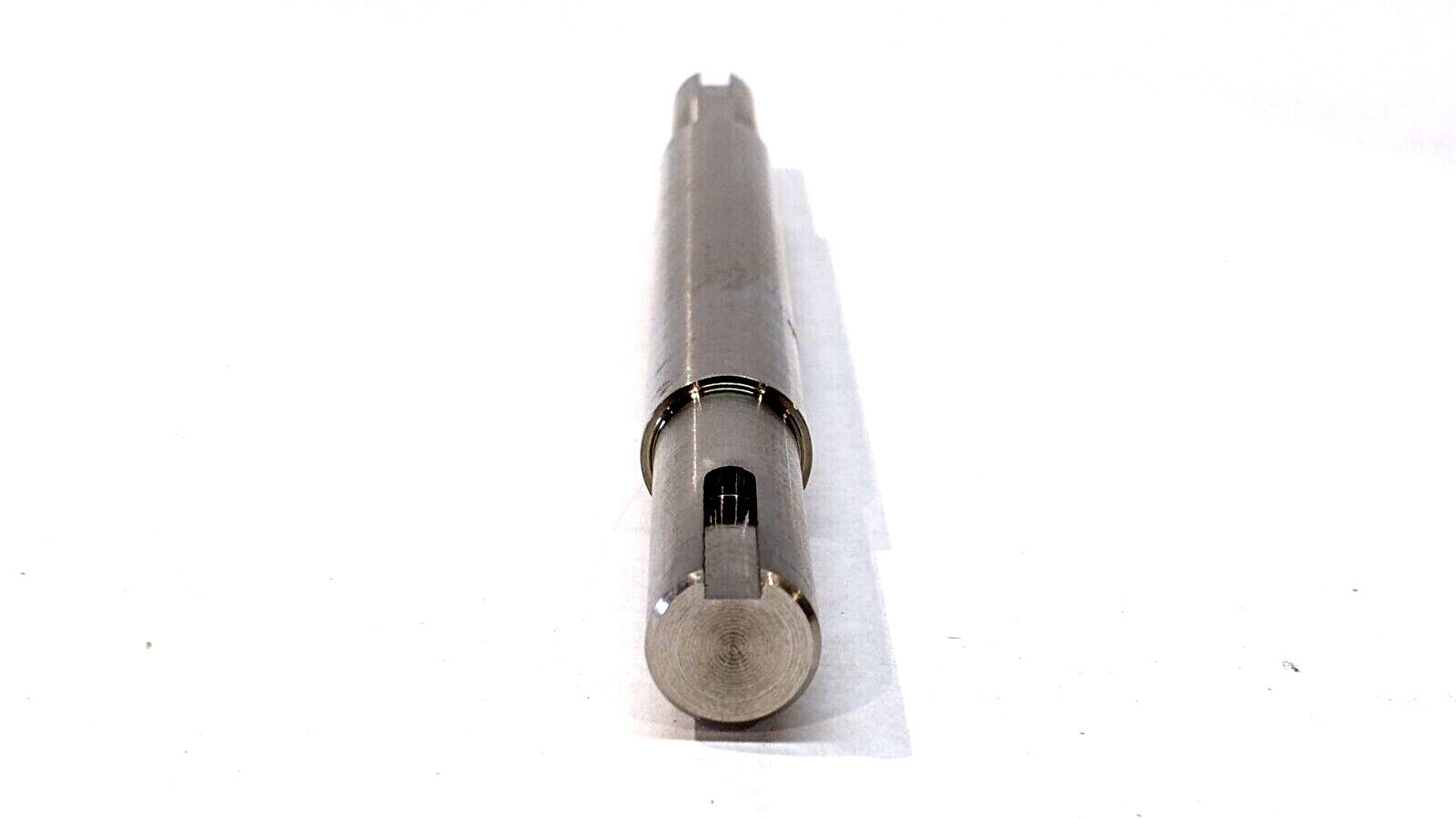 FlexLink Idler Drive Shaft 9.250" Length 5/8" Diameter w/ Keyway - Maverick Industrial Sales