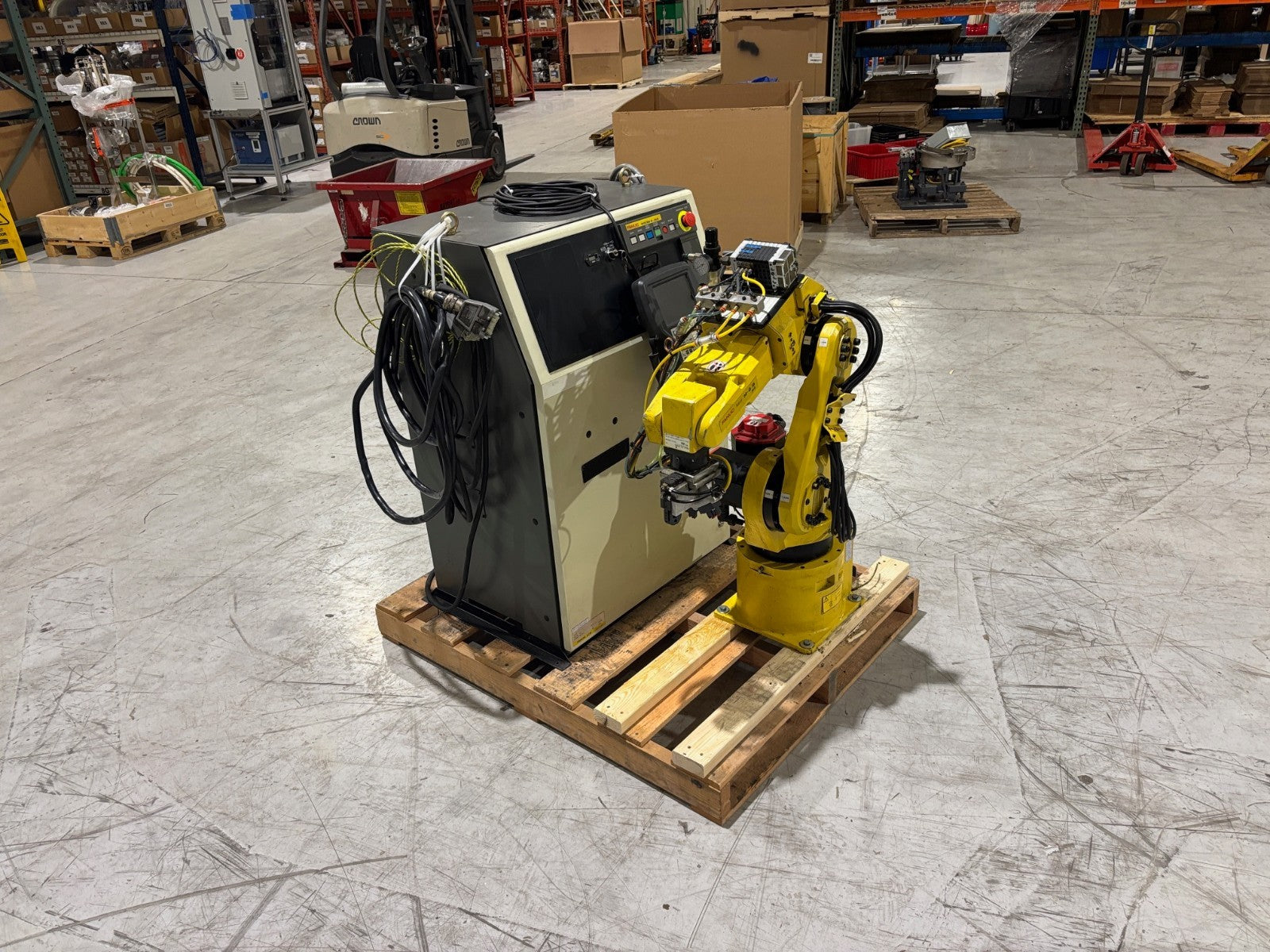 M-6IB/6S | Fanuc M-6iB / 6S Robot System R-J3iB Controller A05B-2490-C171 Teach Pendant - Used - Maverick Industrial Sales