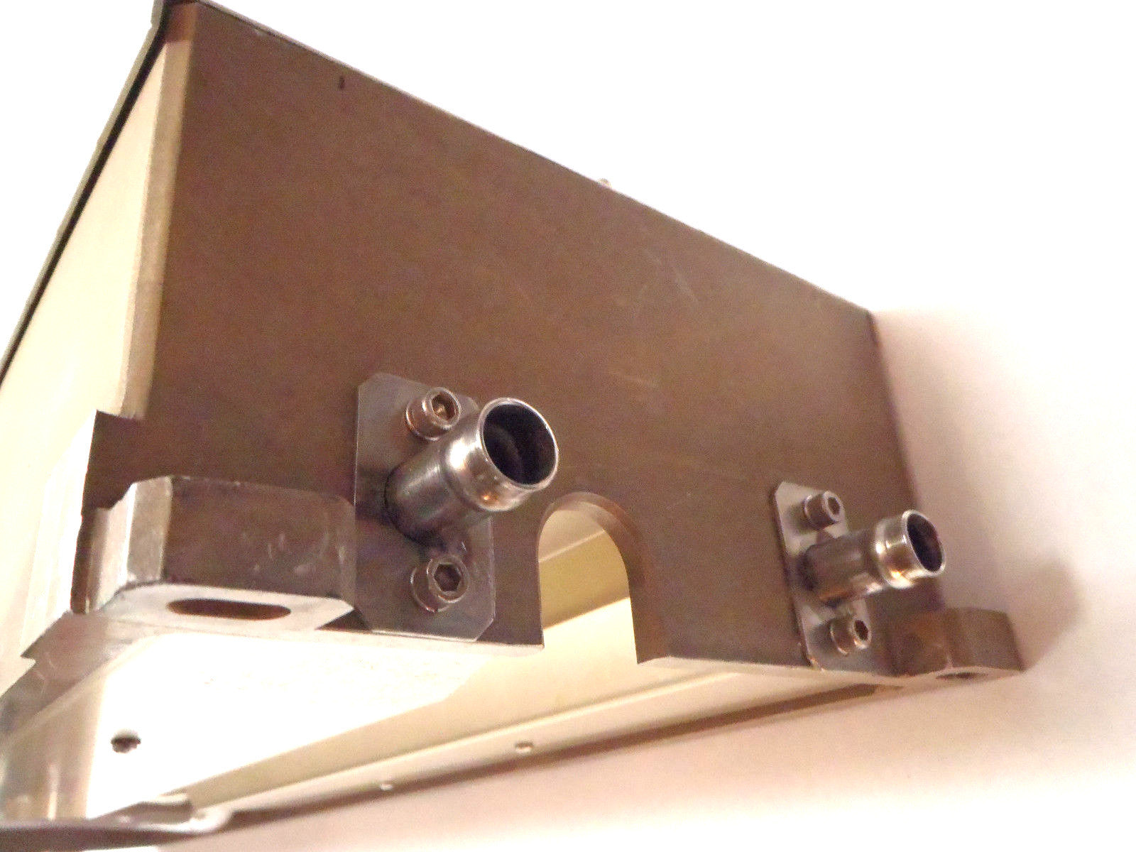 230020 | TJS Lasers REV. R 100380-15 Laser - For Parts Or Not Working - Maverick Industrial Sales