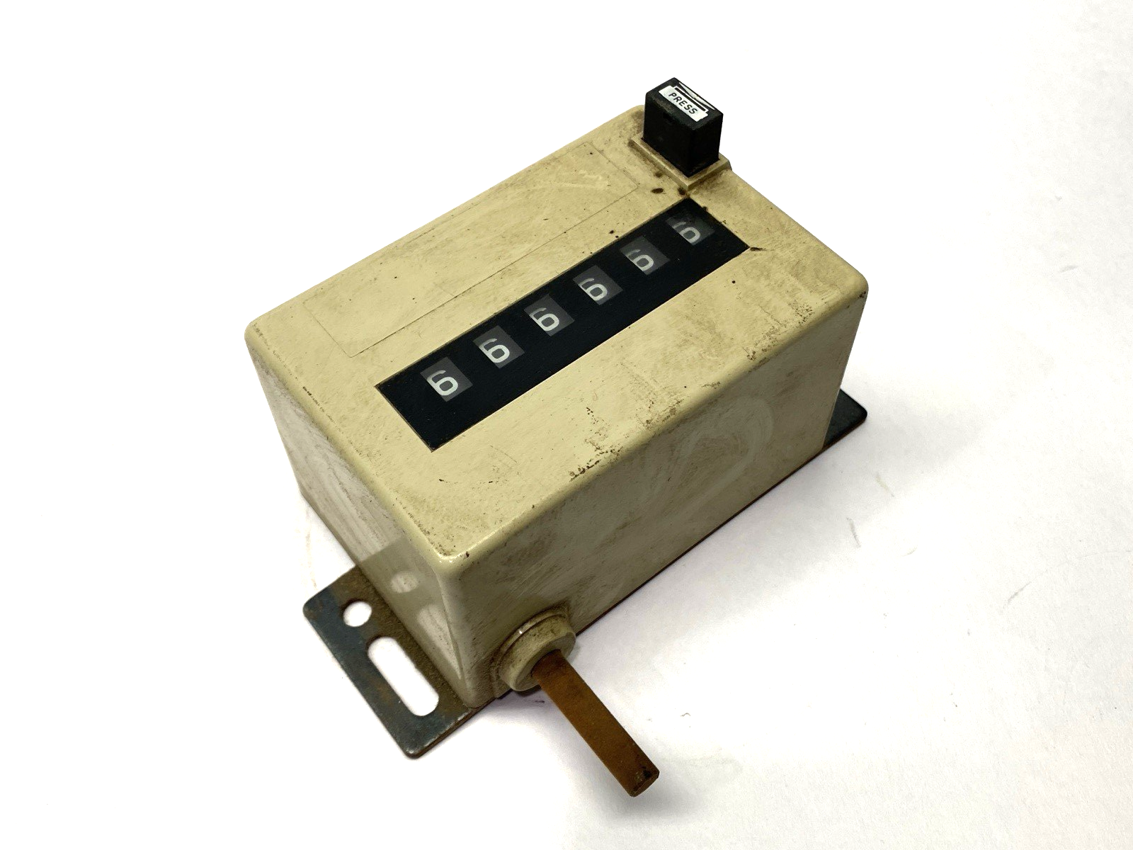 022510204 | Barker Controls Pneumatic Counter - Used - Maverick Industrial Sales