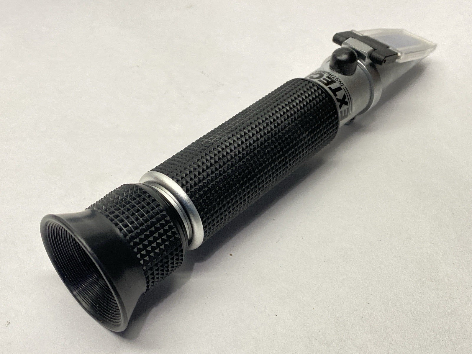 RF11 | Extech Portable Sucrose 0-10% Brix Refractometer - Used - Maverick Industrial Sales