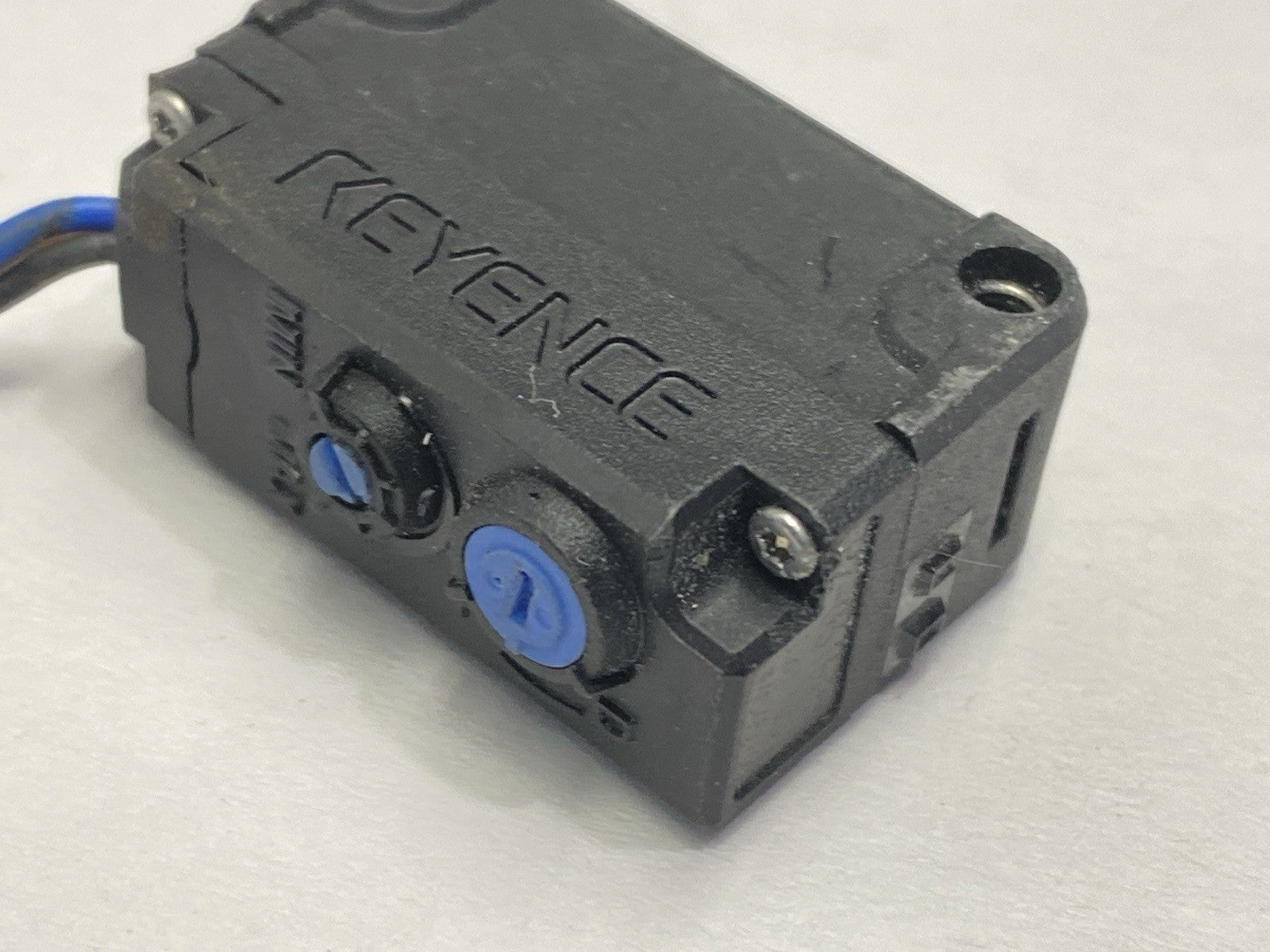 PZ-G61EP | Keyence Photoelectric Square Retro-Reflective Sensor M12 Connector Type - Used - Maverick Industrial Sales