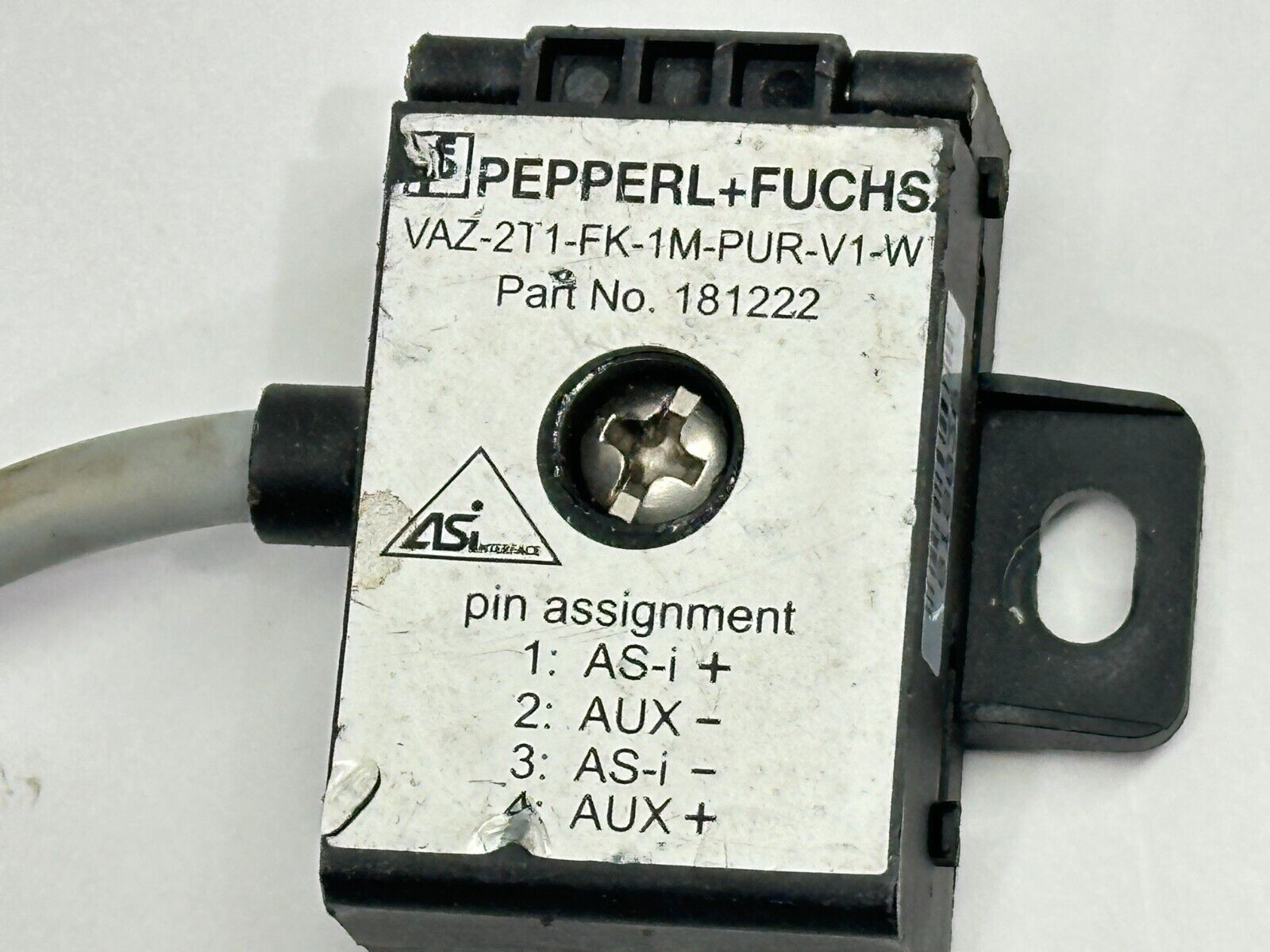 Pepperl+Fuchs VAZ-2T1-FK-1M-PUR-V1-W AS-Interface Splitter Box 181222 - Maverick Industrial Sales