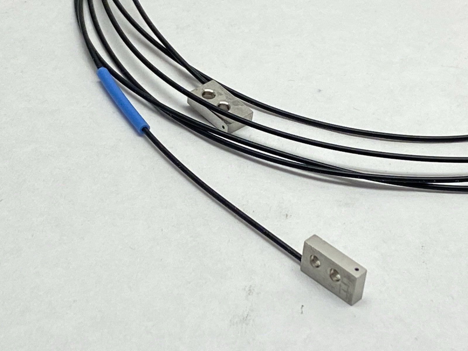 Keyence FU-57TE Digital Fiber Optic Sensor Fiber Unit Thrubeam Type - Maverick Industrial Sales