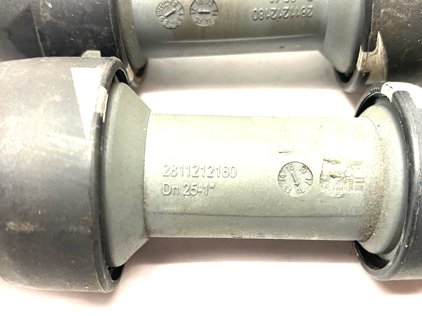 2811 2121 80 | Airnet Reduction Socket Fitting 1" to 3/4" Pipe LOT OF 2 - Used - Maverick Industrial Sales