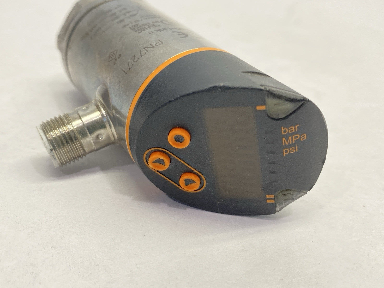 PN7271 | ifm Pressure Sensor With Display PN-250-SEN14-QFRKG/US/ /V - For parts or not working - Maverick Industrial Sales