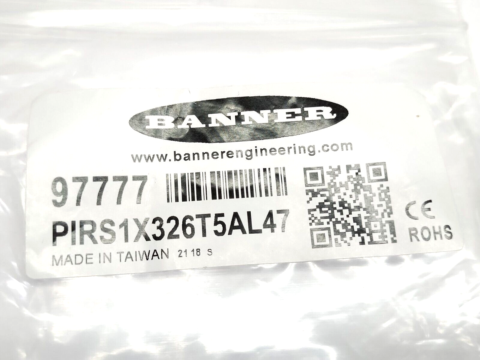 Banner PIRS1X326T5AL47 Fiber Optic Sensor Array, Opposed Mode, 32 x 0.25mm 97777 - Maverick Industrial Sales