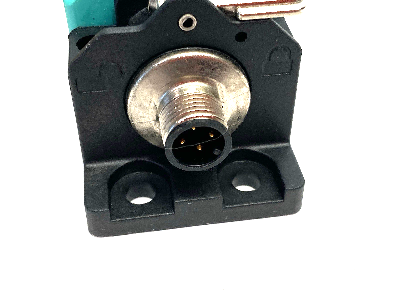 NBB20-L2-E2-V1 | Pepperl+Fuchs Inductive Cube Sensor, 4-LEDs, 187481 - Used - Maverick Industrial Sales