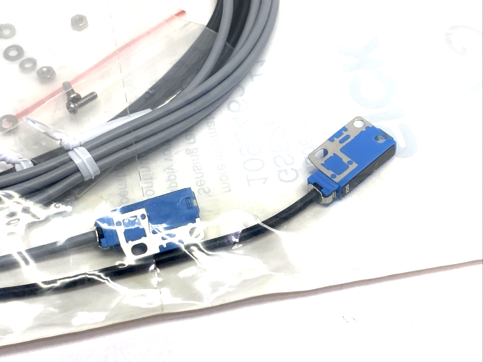 Sick GSE2FS-P1151 Miniature Photoelectric Sensor PNP 1095462 - Maverick Industrial Sales