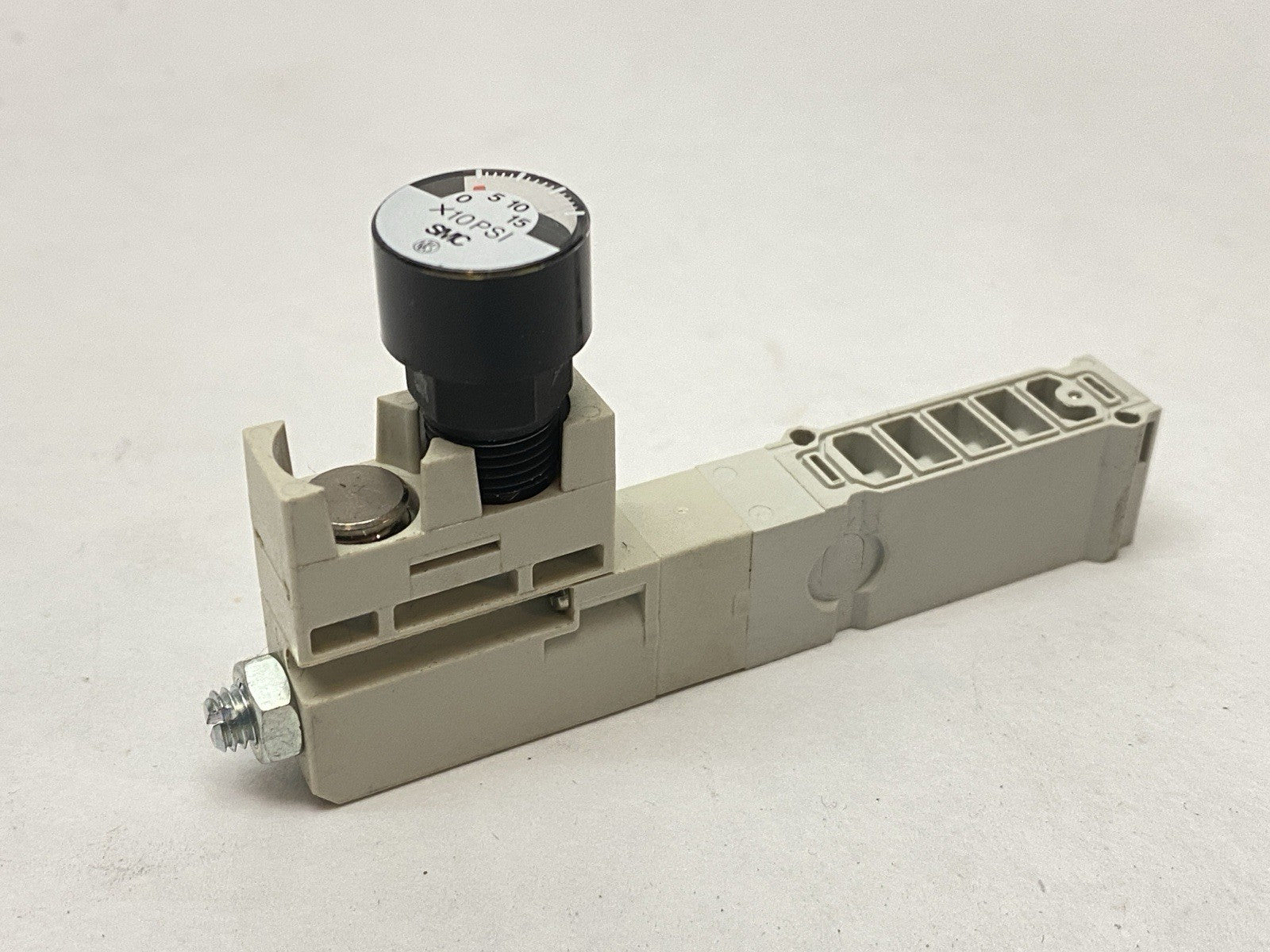 SY30M-N5-P-3 | SMC Pneumatic Interface Regulator w/ PSI Gauge - Used - Maverick Industrial Sales