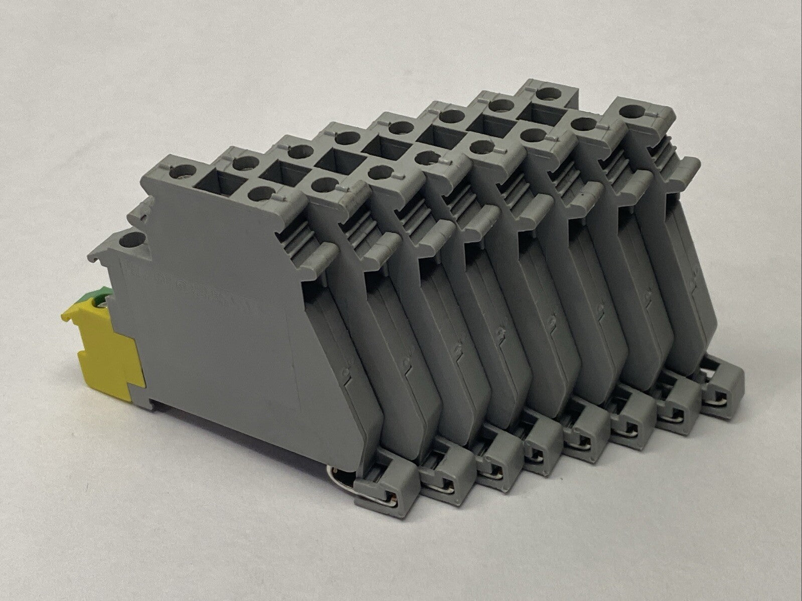 Phoenix Contact DOK 1,5 Sensor Actuator Terminal Block 15A 300V 2717016 LOT OF 8 - Maverick Industrial Sales