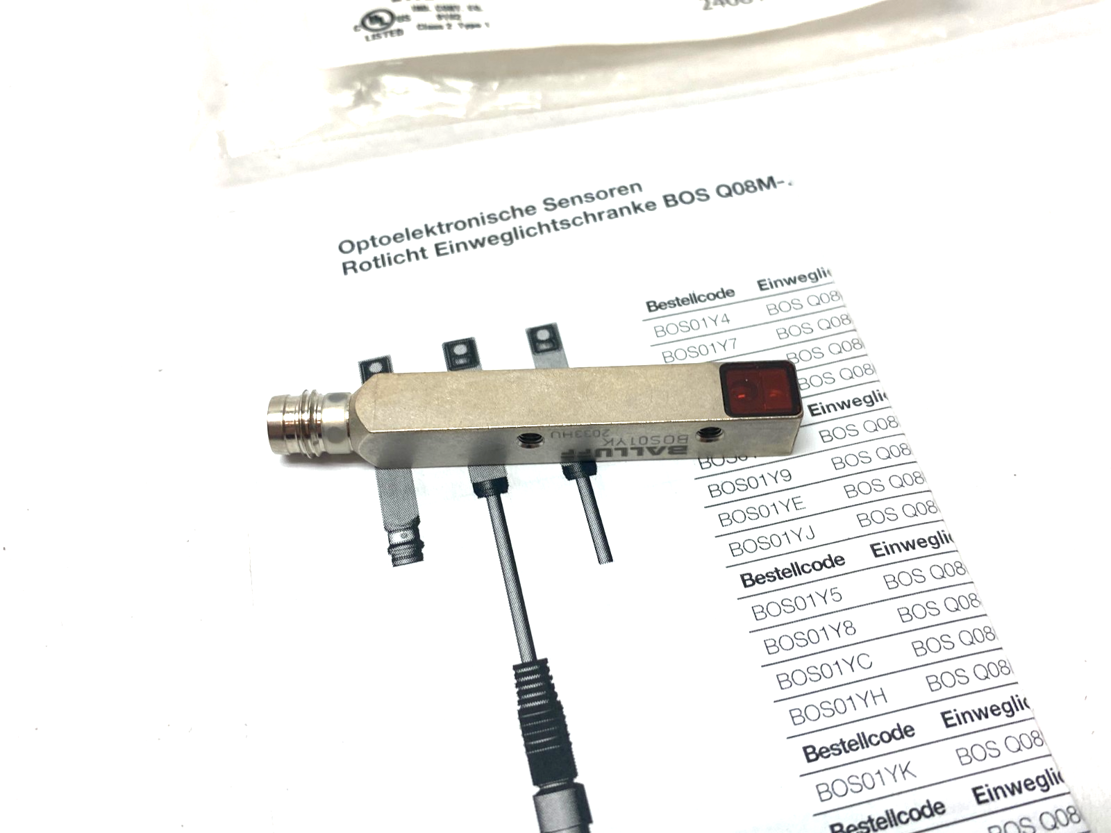 Balluff BOS01YK Square Through-Beam Photoelectric Sensor BOS Q08M-X-KS21-S49 - Maverick Industrial Sales