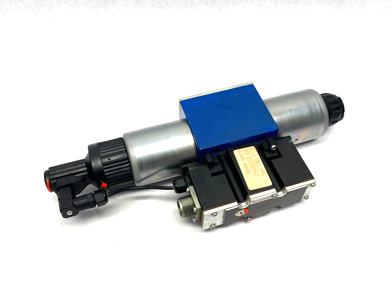 Bosch Rexroth R900927235 Proportion. Directional Valve 4WREE10V50-2X/G24K31/A1V - Maverick Industrial Sales