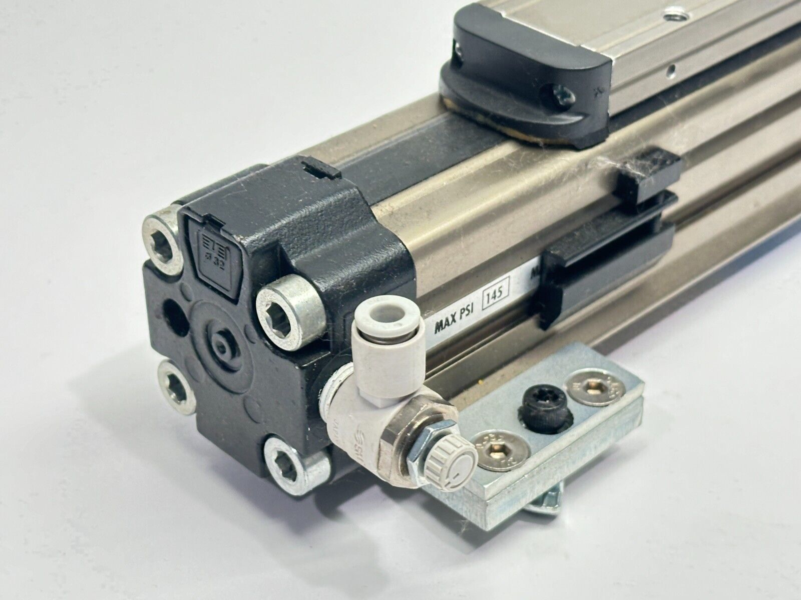 Numatics S1011320006AZB Reed Magnet Rodless Cylinder Slide 32mm 6" Stroke - Maverick Industrial Sales