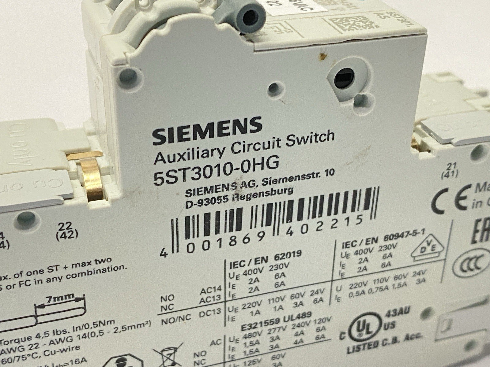 Siemens 5SJ4106-7HG41 Miniature Circuit Breaker 1-Pole 6A 240V w/ 5ST3010-0HG - Maverick Industrial Sales